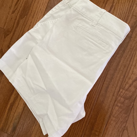 G.H Bass white shorts - Picture 4 of 13